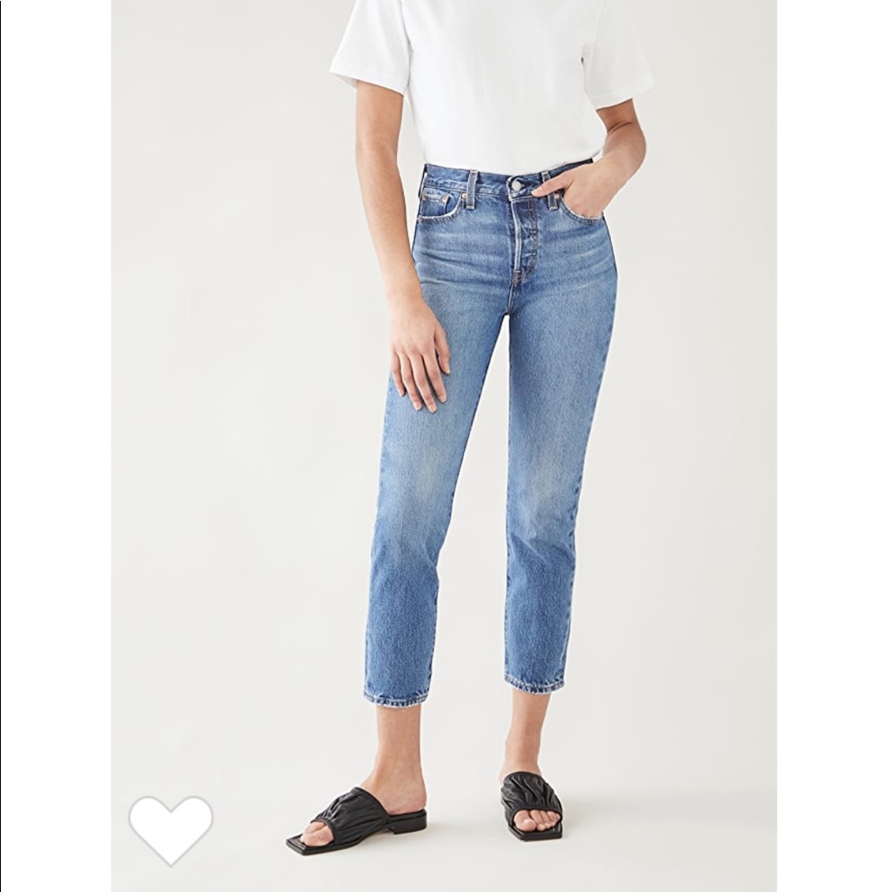 NWT Never Worn Levi Wedgie Denim